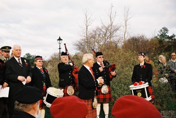 Projev George Reida při odhalení památníku.